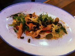 扒八爪鱼伴鹰嘴豆泥橄榄-FISH&POTATO Cō(地中海美食 万象城店)