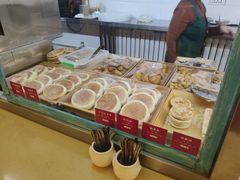 面包甜点陈列柜-格日勒阿妈蒙古厨房(大召店)