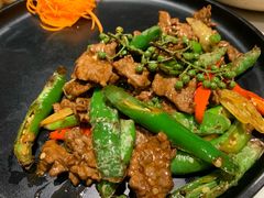 藤椒牛肉-原味田园·客家菜·土窑鸡(中航城君尚购物中心店)