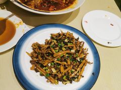 -渝信川菜 · 川味家常菜(长安店)