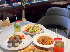 -芳草地西式融合餐厅(回龙窝店)