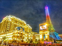 -影汇之星8字形摩天轮
