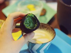 一声炭息-茶是一枝花泡茶店