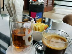 -亚龙湾喜来登·美景台大堂吧