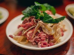 红酸汤牛肉火锅-榕江牛瘪牛肉火锅