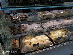 零售区-白玉兰食品(仲盛世界商城店)