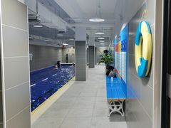 -小蓝鲸游泳培训基地(积水潭店)