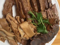 四拼-乌文新澄海卤鹅店