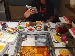 -海底捞大排档火锅(悦荟广场店)