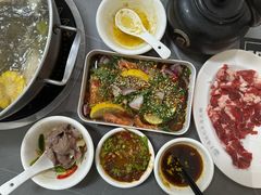 -官塘陈记鱼生·潮汕砂锅粥·潮汕生腌牛肉火锅(潮枫路总店)