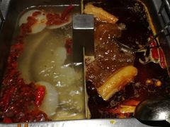 牛油麻辣-海底捞火锅(奥山世纪城店)