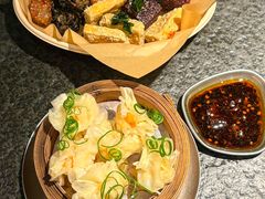 -三出山火锅(南京万象天地店)