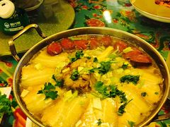 -闯关东东北农家菜(崂山石老人店)