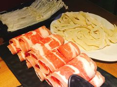 -尚品小土屋涮毛肚(李沧万达店)