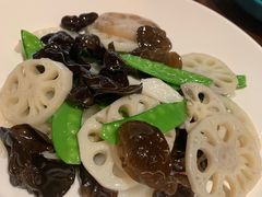 -荷塘秋月·本帮江浙菜(国权路店)