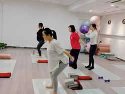 -爱尔乐美孕产瑜伽·普拉提