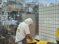 -鲍师傅糕点(江苏路店)