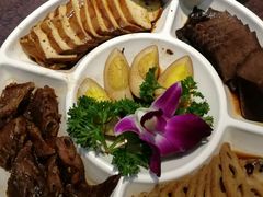 -刘胖子家常菜·蹄花焖藕(中央花园店)