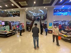 -新华书店(泉城路店)