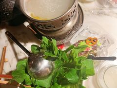 -初蓉丨遇见新川菜(亲贤街荣耀店)