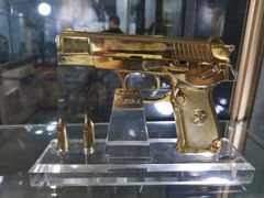-都市枪神实弹射击俱乐部
