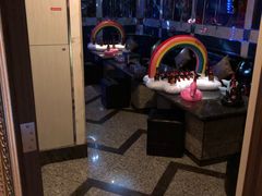 -好乐迪(张扬路八佰伴店)
