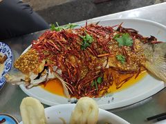 香辣鲤鱼-向民炒鸡老店(金泰华府店)
