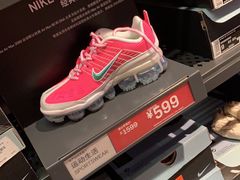 -NIKE上海青浦优选体验店
