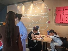 -麦当劳(豫园店)