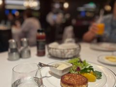 招牌蟹肉饼-Wolfgang’s Steakhouse 沃夫冈牛排馆(上海白玉兰广场店)