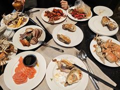 -东方红海鲜百汇(国际大厦店)