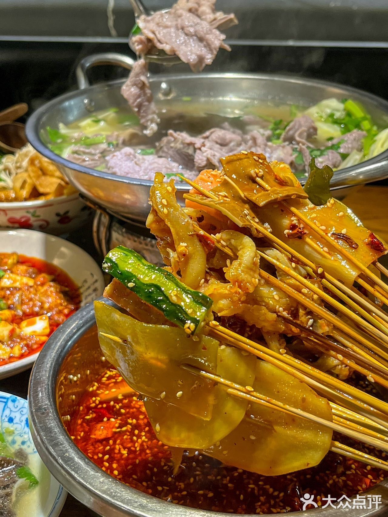 来新街口一定要吃的就是这家冯三孃跷脚牛肉，真没想到