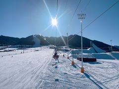 -丝绸之路山地度假区滑雪场