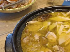 -严记小天府酸菜鱼(西四路店)