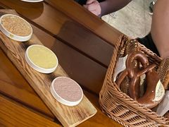 面包及酱-普拉那啤酒坊Paulaner(凯宾斯基饭店)
