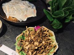 -新草堂锅物料理(泉城路店)