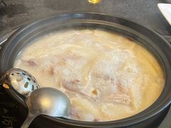 -大匠工房古船木艺术餐厅·猪肚鸡专门店(长白仙岛店)