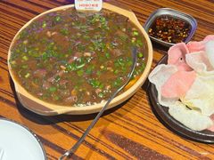 -蚝堡海鲜·威海菜·海肠捞饭·烧烤·亚洲吃蚝公司(幸福门店)