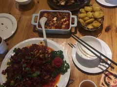-酤居湖景音乐餐吧(安宁店)