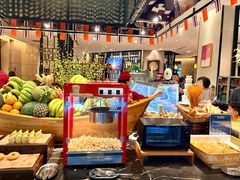 -广州万富希尔顿酒店·感趣自助餐厅·金秋蟹宴生蚝海鲜刺身
