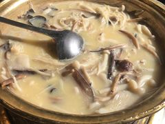 -绿岛酒楼(小海地店)