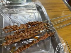 -亨利烧烤(理想山店)