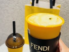 -喜茶(北京华贸购物中心店)