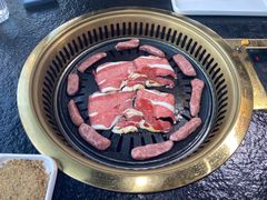 -牛鲜盛齐齐哈尔烤肉(曹路店)