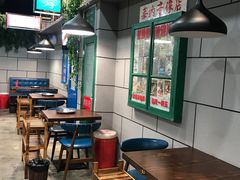 用餐区-超越炭火牛蛙火锅鸡(河东店)