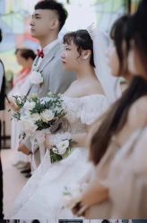 -Lady  Jane高端婚纱礼服馆