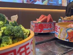 -龍歌自助小火锅(市北CBD万达店)