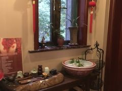 -莱蔻·圣灸堂·推拿艾灸(天山店)