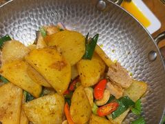 -隔壁老王·家常云南菜(花巷店)