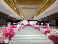 -成都世外桃源酒店-宴会厅·草坪婚礼·会议活动